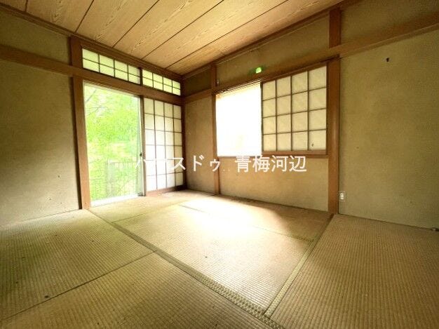6帖和室:畳があることでリラックスできますね。ゆっくりお茶を飲んだり、来客用のスペースとしても活用できます。