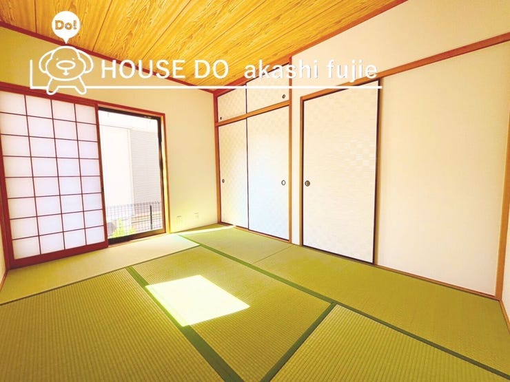 収納豊富な和室