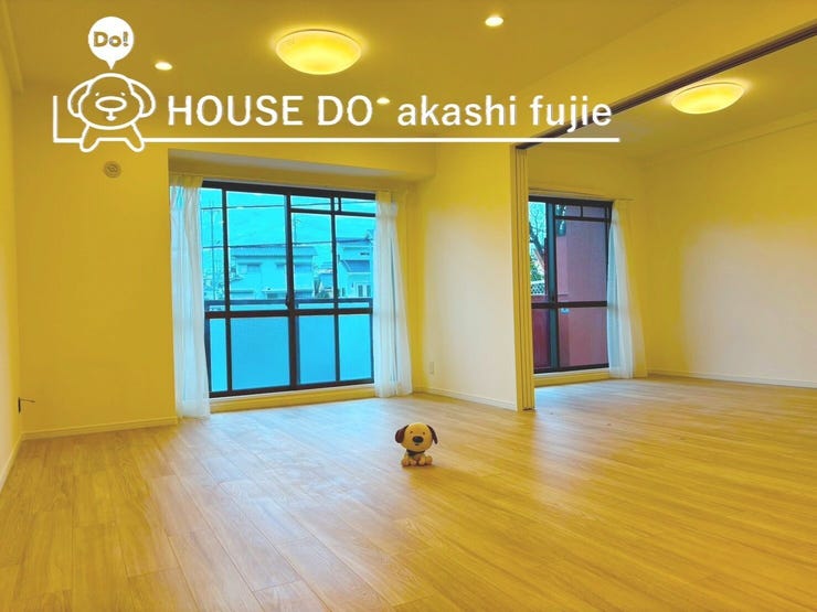【外観】
新規内装リノベーション!
会話のはずむ対面キッチン
オートロック・防犯カメラあり