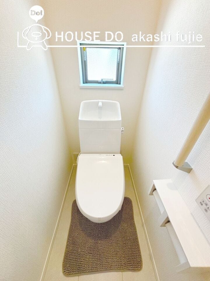 1階、2階にトイレがございます