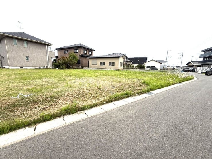 東京湾アクアライン 木更津金田インターまで車で3分!徒歩圏内なので、都内への通勤などアクセス良好です。
