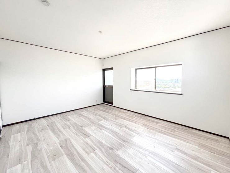 2026年8月内・外リフォーム♪小倉南区沼緑町中古戸建て◎コンビニ・24hスーパー徒歩9分程度
