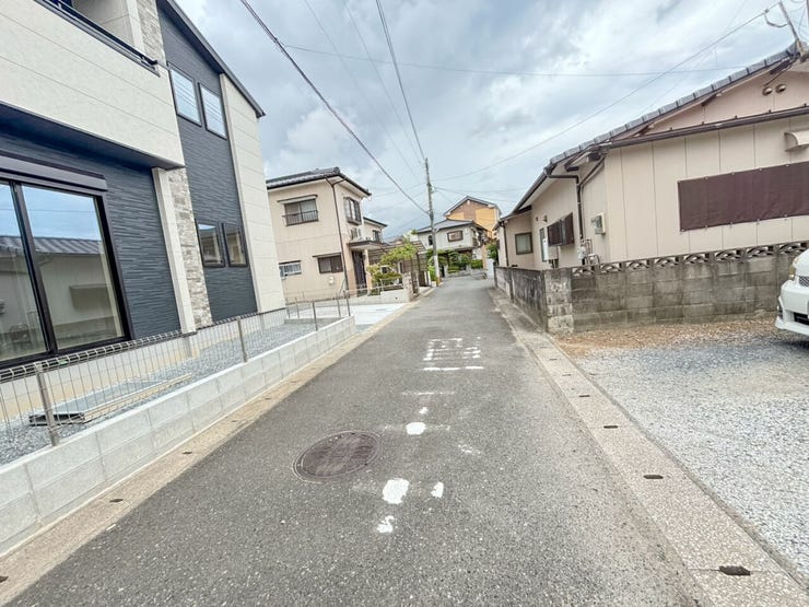 全室フローリング♪WIC2ヶ所♪ファミリークローク♪小倉南区南方新築戸建て◎駐車場◎バルコニー