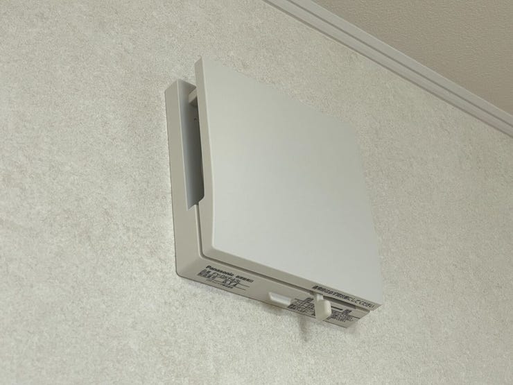 ◇24時間換気システム◇
お天気に関係なく常に換気ができます。ご家族が不在のときでも使用することができる、便利な機能です。