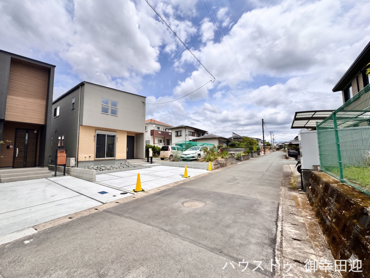 ■理想を叶える新しい暮らしの舞台■高いデザイン性と機能性を兼ね備えた住まい。ここで、家族の新しい物語が始まります。