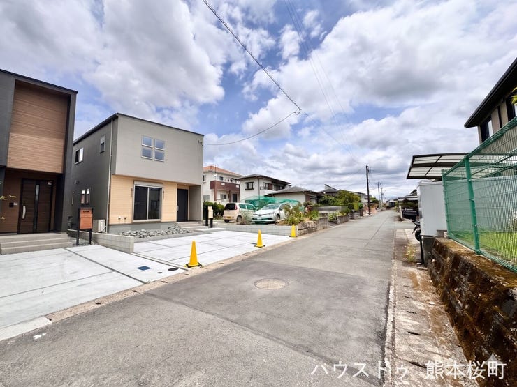 ■理想を叶える新しい暮らしの舞台■高いデザイン性と機能性を兼ね備えた住まい。ここで、家族の新しい物語が始まります。