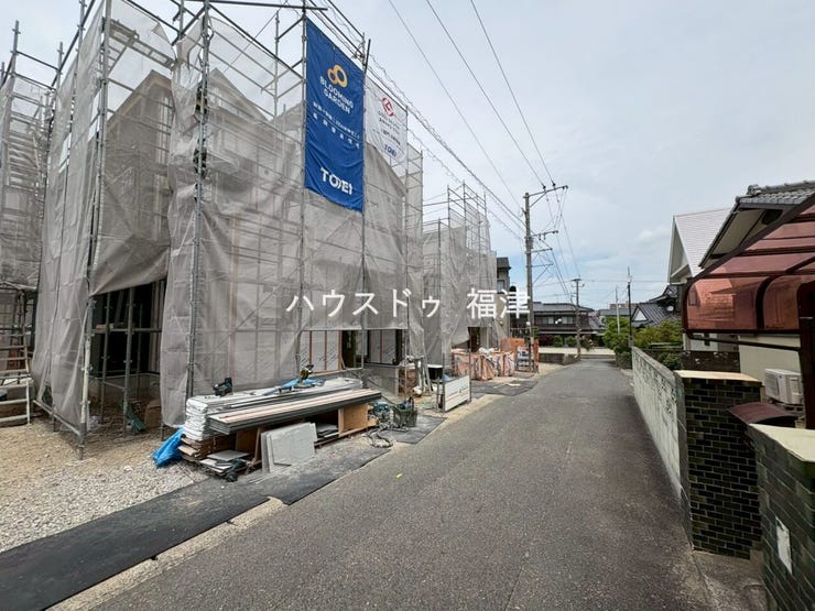 未完成物件は立地を確認後、
同メーカーが建てたお家をご案内♪
《古賀市千鳥2丁目 新築戸建》