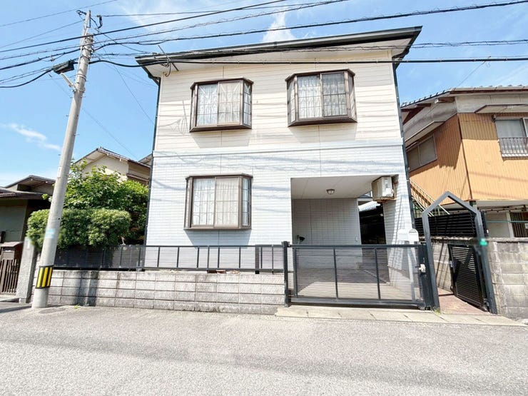 ◆小倉北区中井中古戸建て◆スーパーコンビニ徒歩圏内◆閑静住宅街◆照明器具◆トイレ2箇所◆床下収納