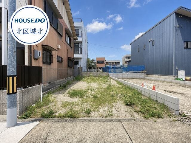 【外観】
●西区江向町エリア●
・【名古屋市立稲生小学校】まで徒歩9分(約660m)
・【名塚中学校】まで徒歩22分(約1700m)