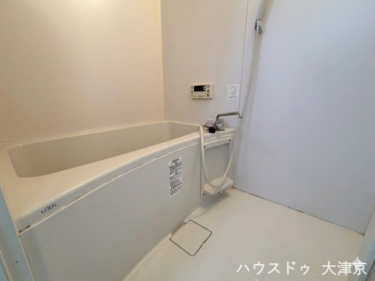 清潔感のあるバスルーム。一日の疲れを癒やすゆとりの時間。(一部画像を加工しております)