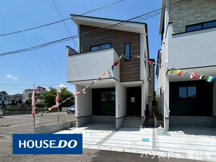 【外観】
見た目も性能もスマートに。長く心地よく暮らせる住まいです♪