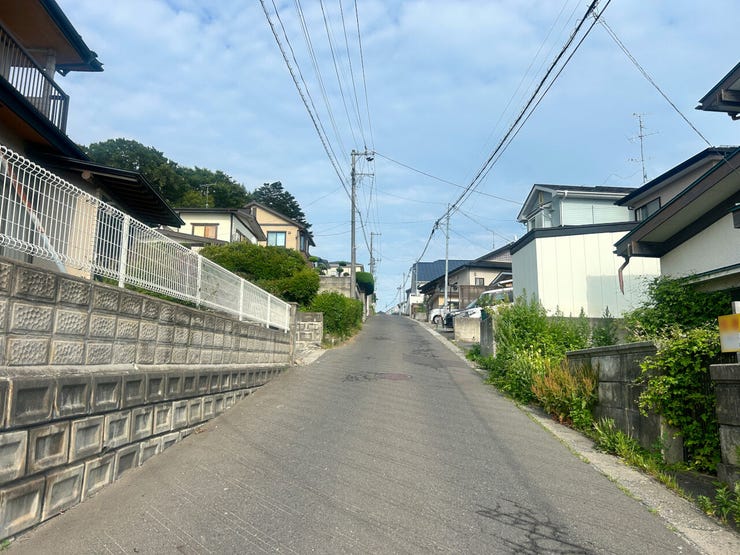現地(2026年7月)撮影
◎建築条件無し◎
詳細は、ハウスドゥ 八戸田向までお気軽にお問い合わせくださいませ♪
