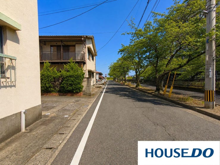 ※本画像は実際の外観写真をもとに、明るさや見やすさを調整した加工を施したイメージです。
実際の見え方とは多少異なる場合がございます。