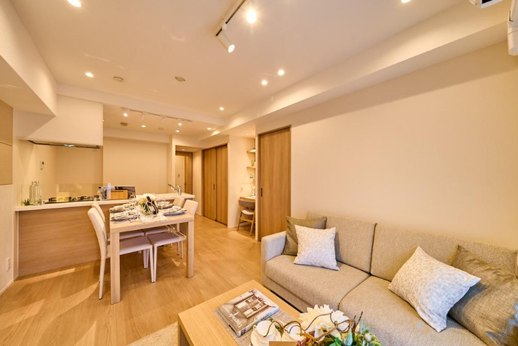 ダイニングとリビングを分けて使いやすい、実用的な住空間です。
