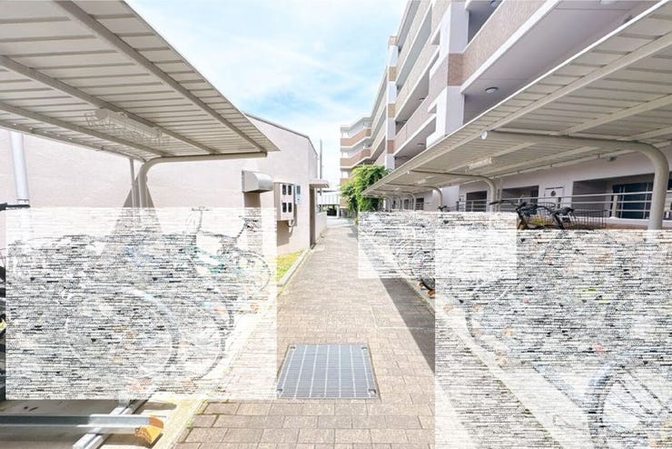 落ち着いた雰囲気の閑静な住宅街で環境の良い立地です。