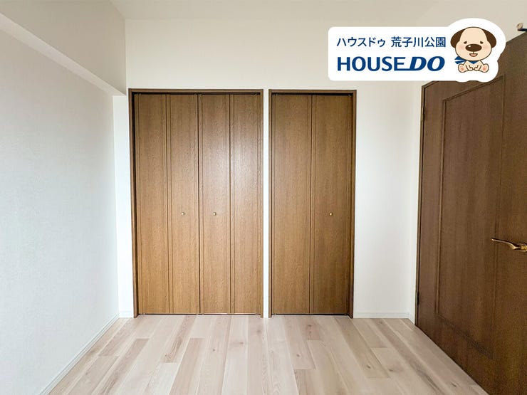 北東側4.4帖洋室