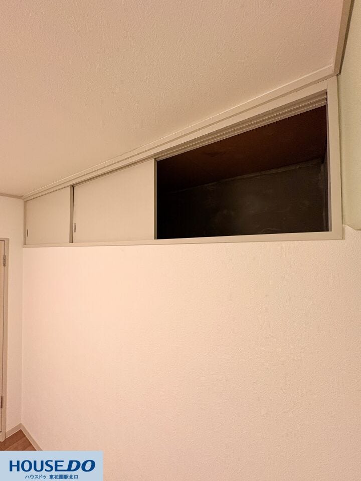 天井付近に設けられた便利な収納スペースです☆普段あまり使わない荷物もすっきりと収まり、お部屋のスペースを有効活用できます!収納上手な暮らしを叶える工夫が詰まっていま