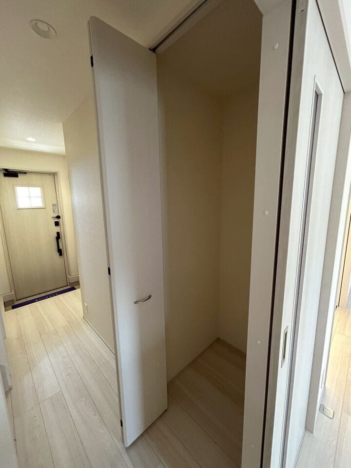 廊下収納が嬉しい♪