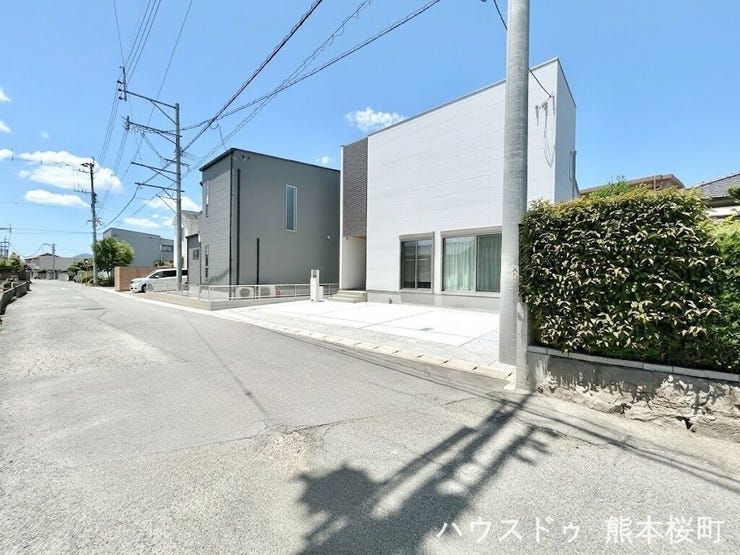 ■理想を叶える新しい暮らしの舞台■高いデザイン性と機能性を兼ね備えた住まい。ここで、家族の新しい物語が始まります。