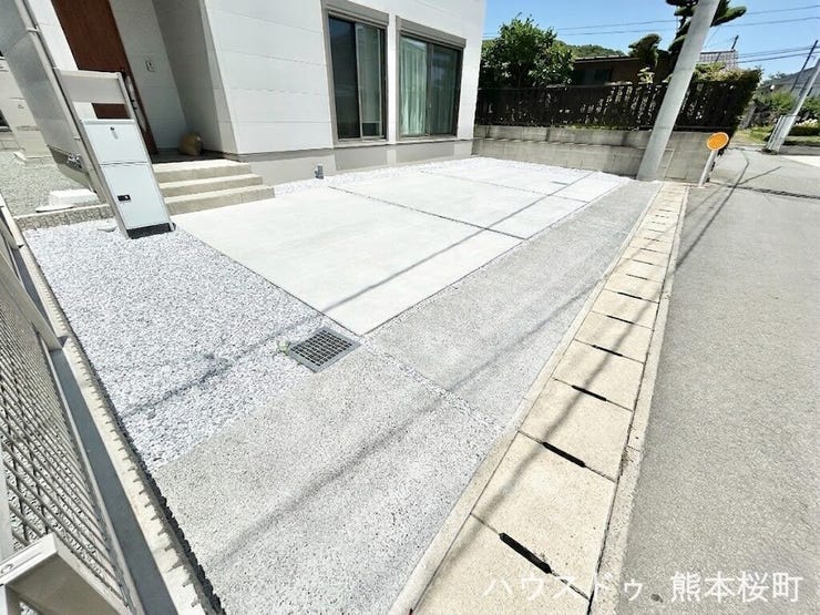 ■車と趣味の幅が広がる場所■単なる駐車スペースではない、洗車やタイヤ交換、DIYにも使える多目的な屋外スペースです。