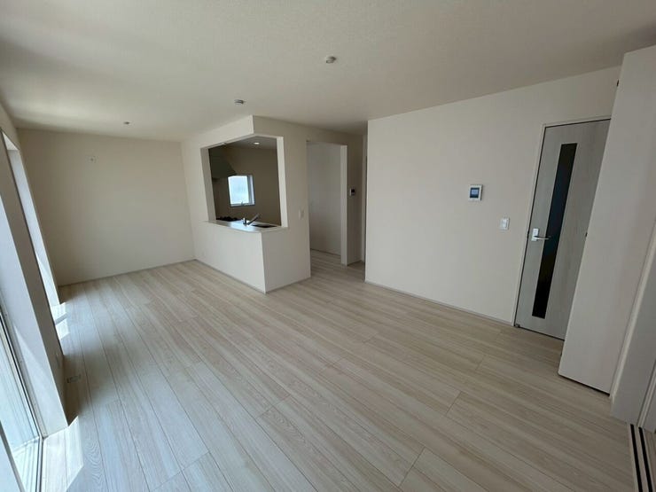 16.5帖のLDK。
キッチンにいながら部屋が見渡せます。