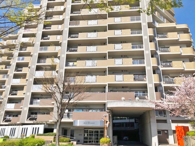 【閑静な住宅街】ドゥ・マ・テール穴生♪萩原小・穴生中♪2面バルコニー♪温水洗浄便座♪オートロック♪