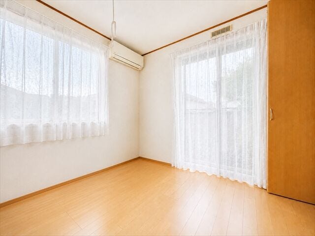 ※実際の写真から家具等を消すCG加工をしています。