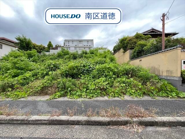 【外観】
約66.38坪のゆとりある広さのお土地です!
地下鉄名城線/総合リハビリセンター駅 徒歩約10分。