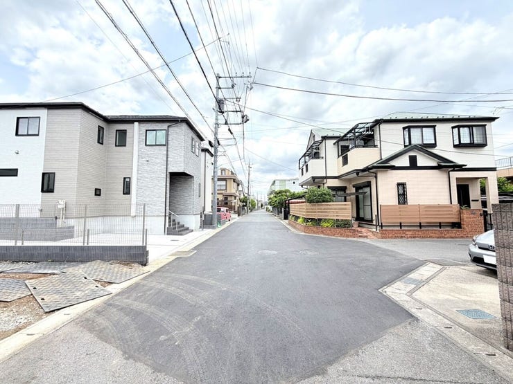 ◎前面道路:1号棟(5/26撮影)