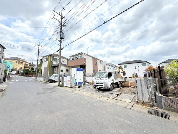 ◎前面道路:2号棟(5/26撮影)