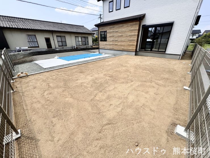 ■遊びと安らぎの多目的空間■子どもが安全に遊べ、ペットと触れ合い、大人も自然に癒やされる、暮らしを彩るスペースです。