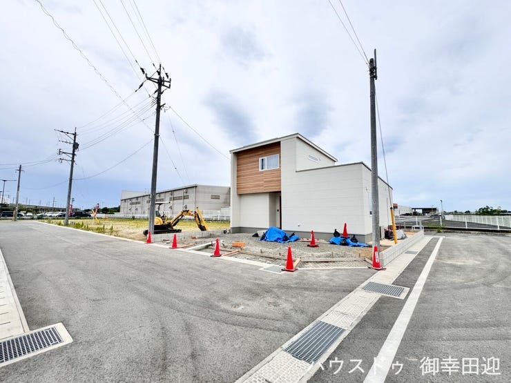 ■理想を叶える新しい暮らしの舞台■高いデザイン性と機能性を兼ね備えた住まい。ここで、家族の新しい物語が始まります。【撮影日:2026年6月17日】