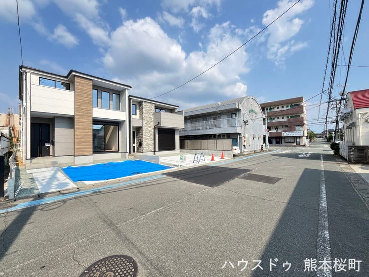 ■理想を叶える新しい暮らしの舞台■高いデザイン性と機能性を兼ね備えた住まい。ここで、家族の新しい物語が始まります。