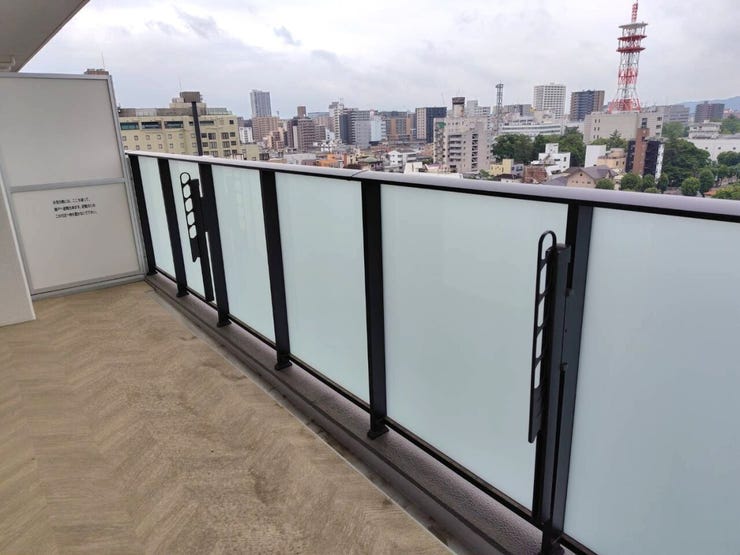 眺めの良いバルコニー
高崎の街を一望できます♪