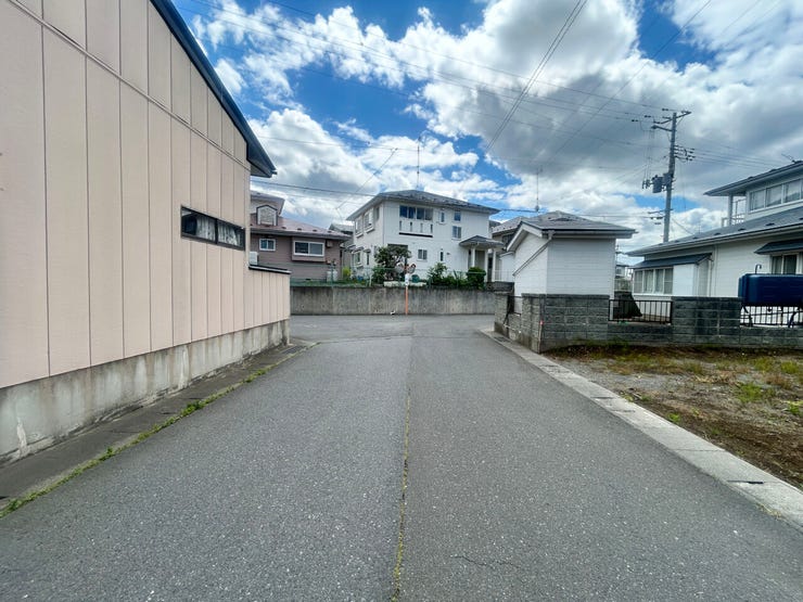 現地(2026年6月)撮影
◎建築条件付き◎
詳細は、ハウスドゥ 八戸田向までお気軽にお問い合わせくださいませ♪