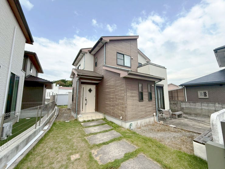 小倉南区長行西 中古戸建て♪土地面積約136坪♪駐車場5台以上♪オール電化♪LDK約21帖♪