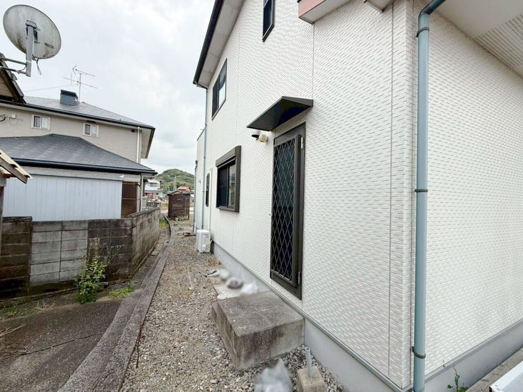 小倉南区長行西 中古戸建て♪土地面積約136坪♪駐車場5台以上♪オール電化♪LDK約21帖♪