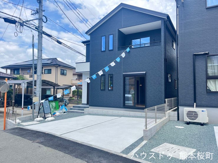 ■車と趣味の幅が広がる場所■単なる駐車スペースではない、洗車やタイヤ交換、DIYにも使える多目的な屋外スペースです。