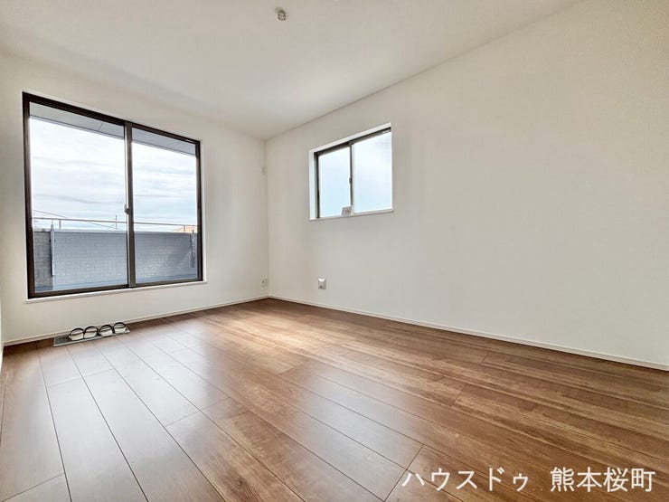 ■2階7.25帖洋室■心からリラックスできる静けさ、上質な眠りで、毎日をリセットします。明日への活力を養う空間です。