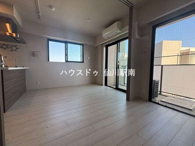 最上階の角部屋ならではの2面採光が嬉しい♪