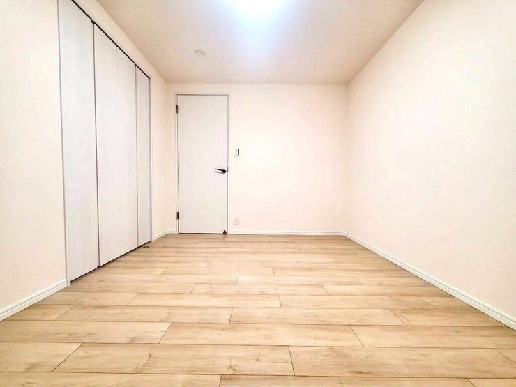 【Bedroom】主寝室や子ども部屋、在宅ワークにも使える洋室。暮らしに合わせて自由にレイアウトできます。