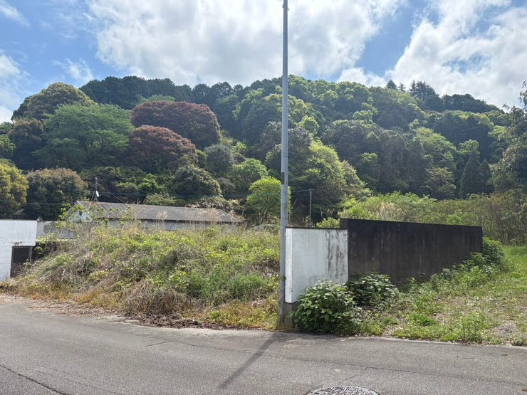 建築条件なし/更地
お気軽にお問い合わせください。
現況と異なる場合は、現況優先となります。