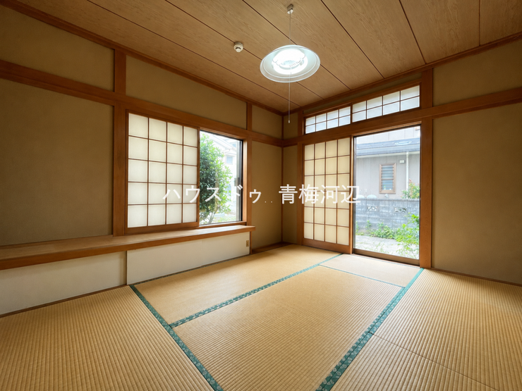 1階東側和室:畳があることでリラックスできますね。ゆっくりお茶を飲んだり、来客用のスペースとしても活用できます。※一部CG家具消し加工処理をしています。