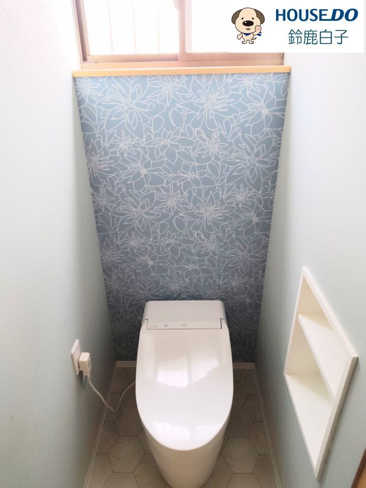 1階トイレ窓つきで明るい!