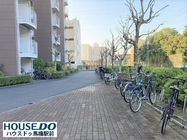東京駅から電車で30分圏内で、ほかの住宅地の平均価格を比べてみると、松戸市は比較的検討しやすい価格。在宅勤務が増えて住み替えを考えている方にもピッタリでお財布に優しい街です。