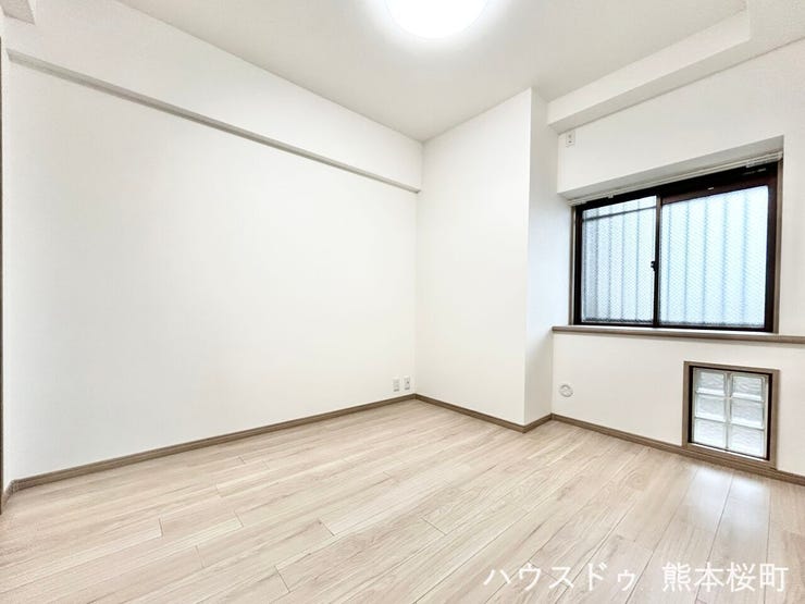 ■5.3帖洋室②■寝室、書斎、趣味の部屋。家族の成長やライフスタイルに合わせ、様々な使い方ができる快適な空間です。