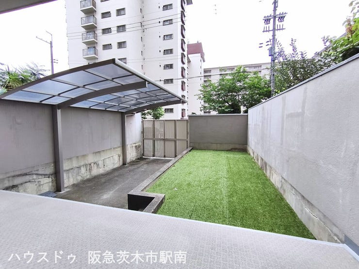 専用駐車場付き