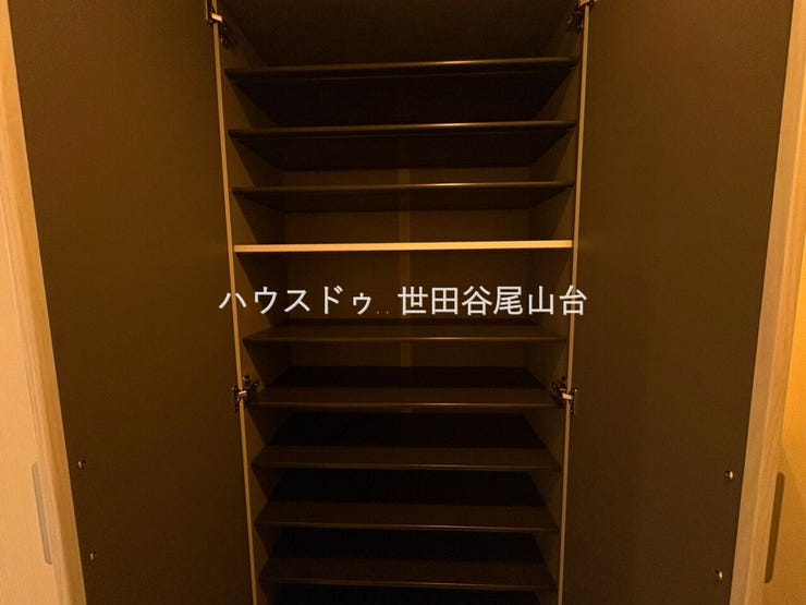 シューズボックス