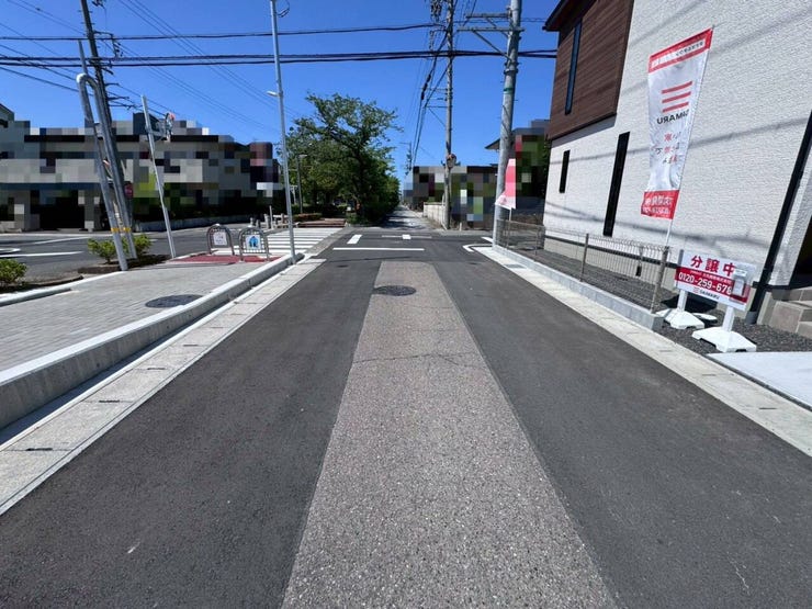 西側前面道路 北方面