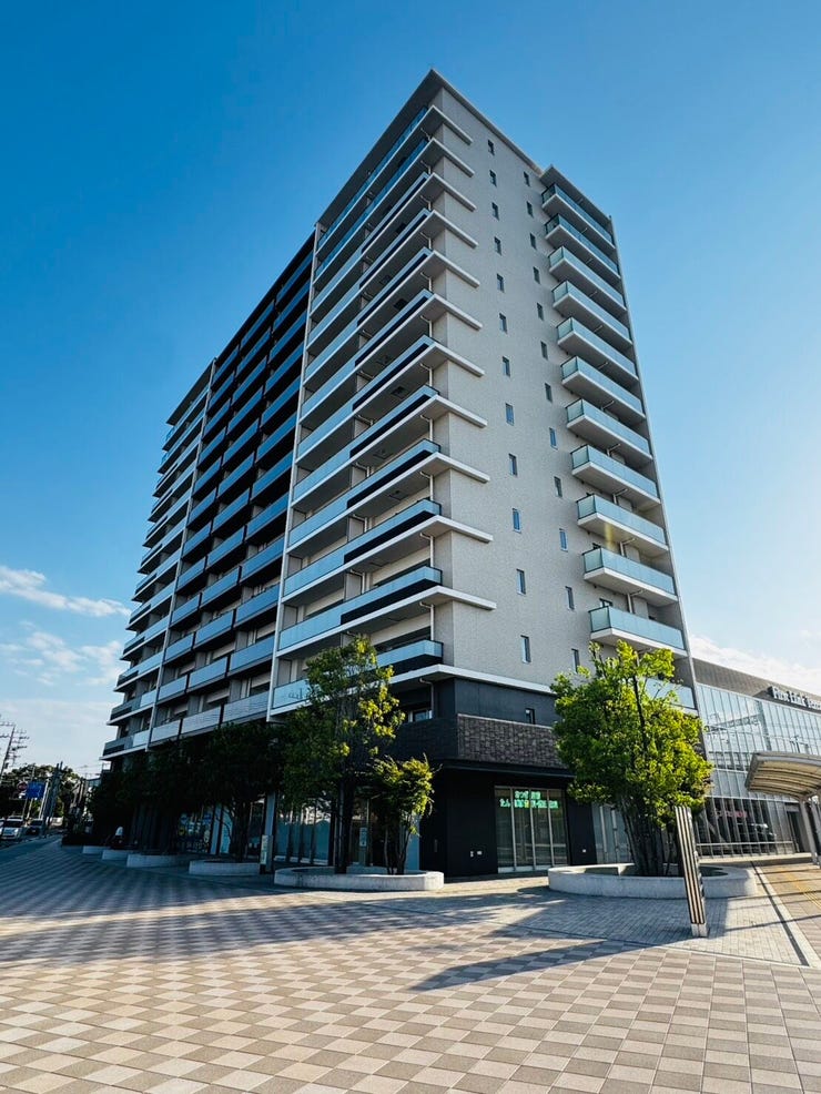 【外観】
RC造14階建